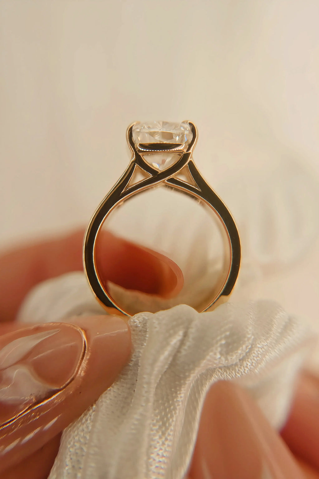 Cushion Cut w/ Split Shank Cathedral